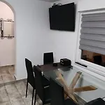 Marilona Fuer 4-5 Personen Im Eg Direkt Am Appartamento